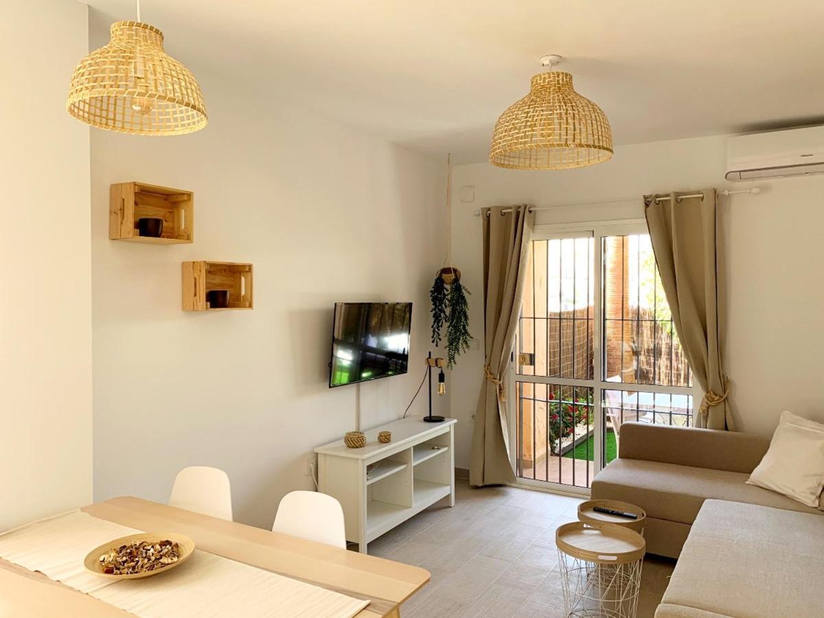 Marinas Sol - Tu Hogar Con Jardin Privado! Apartment Вера Екстериор снимка