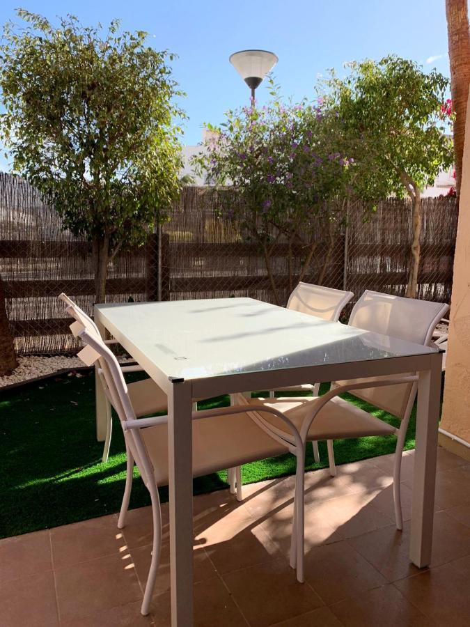 Marinas Sol - Tu Hogar Con Jardin Privado! Apartment Вера Екстериор снимка